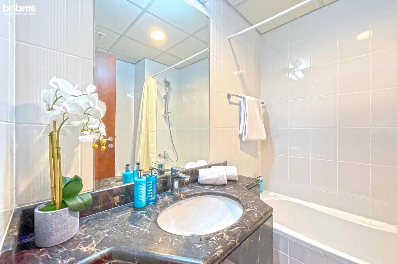 Bnbmehomes - Spacious Studio In Downtown Near Burj Khalifa - 1703 Dubai Eksteriør bilde